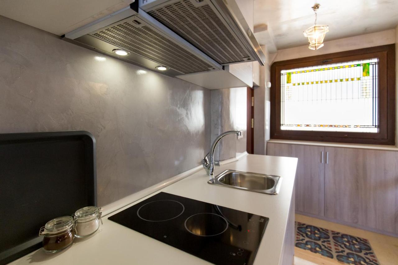 Los Lobos Suites Apartamentos Гранада Экстерьер фото